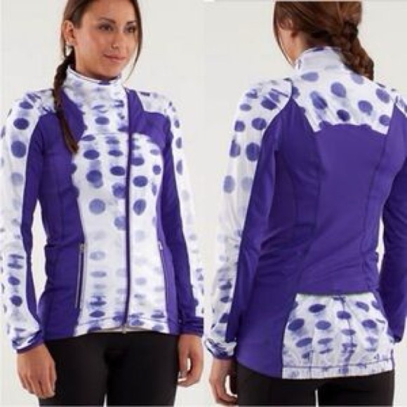 Lululemon Bruised Berry Dot Presta Jacket - size 10 - Picture 1 of 8